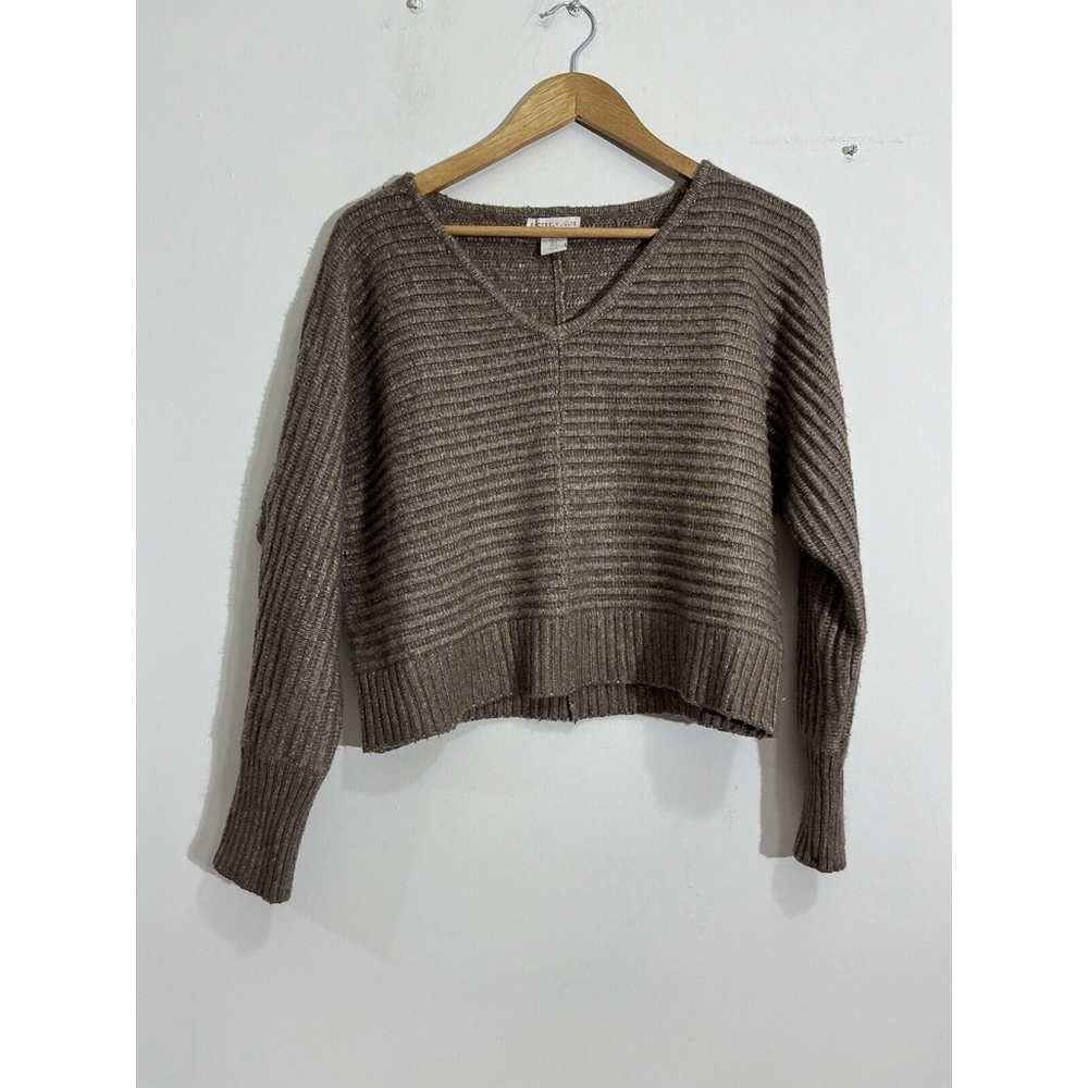 Womans Sincerely Jules Brown Chunky Knit Cropped Pullover V Neck Large
